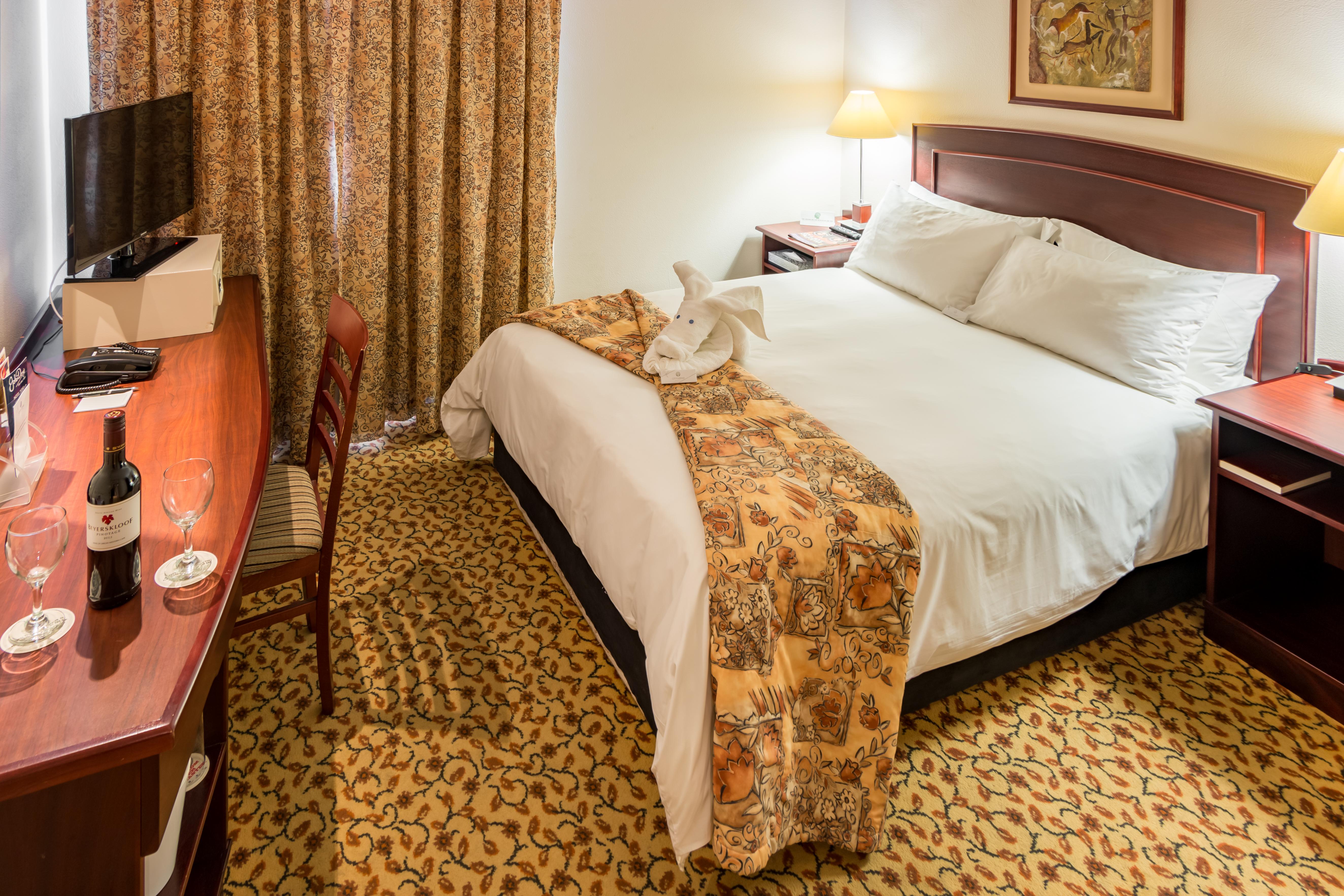 ทาวน์ ลอดจ์ จอร์จ Hotel ภายนอก รูปภาพ