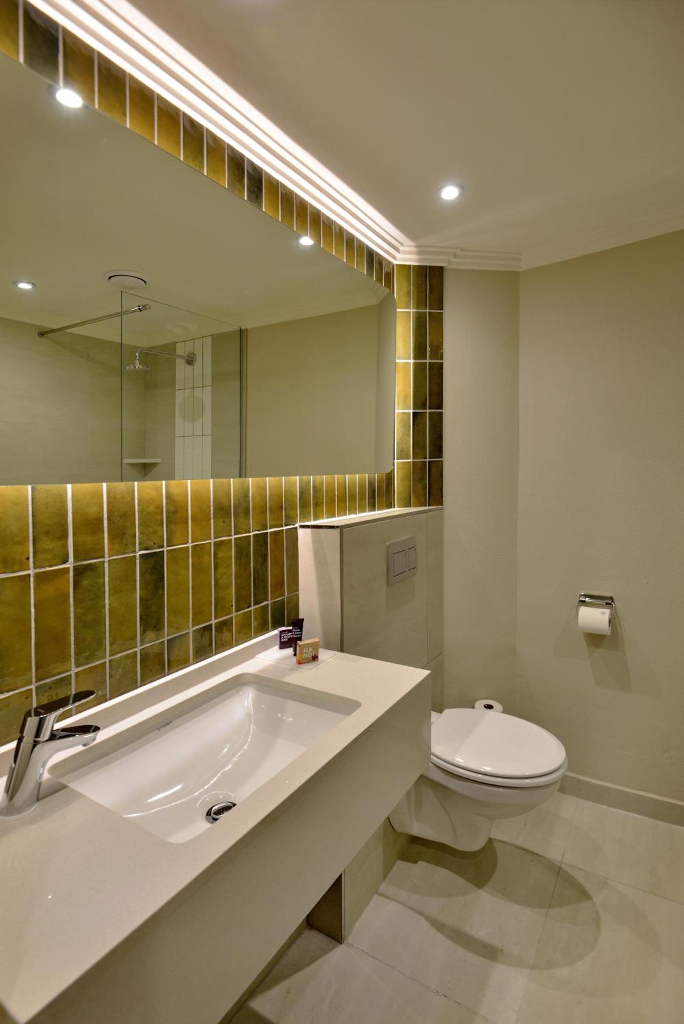 ทาวน์ ลอดจ์ จอร์จ Hotel ภายนอก รูปภาพ